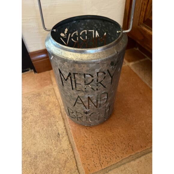 Merry and Bright galvanized metal lantern - Picture 3 of 3